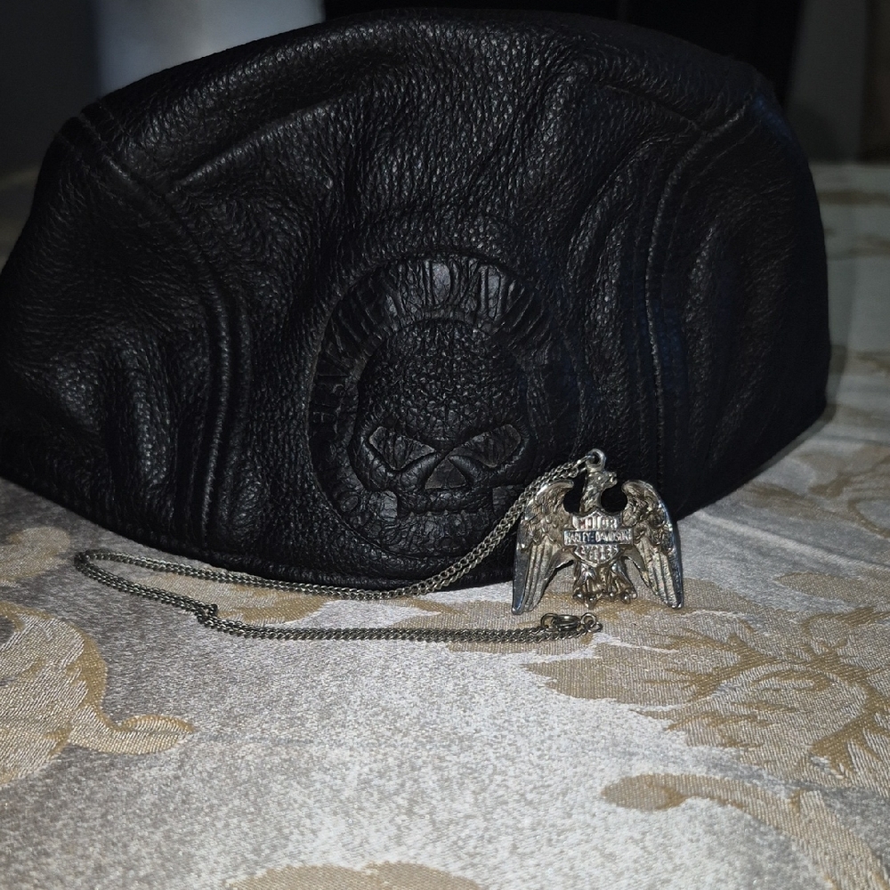Harley-Davidson Black Leather Hat with Silver Eagle Necklce
